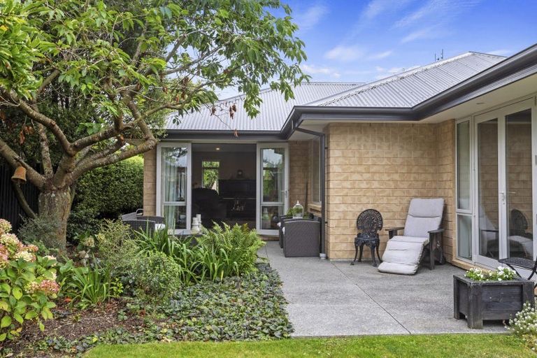 Photo of property in 1a Hibiscus Grove, Rangiora, 7400