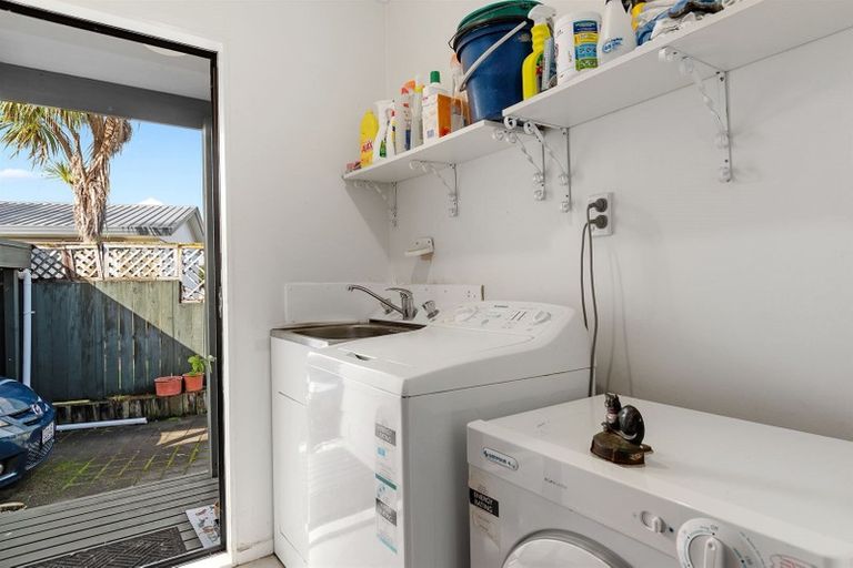 Photo of property in 1/18 Sinclair Street, Greerton, Tauranga, 3112