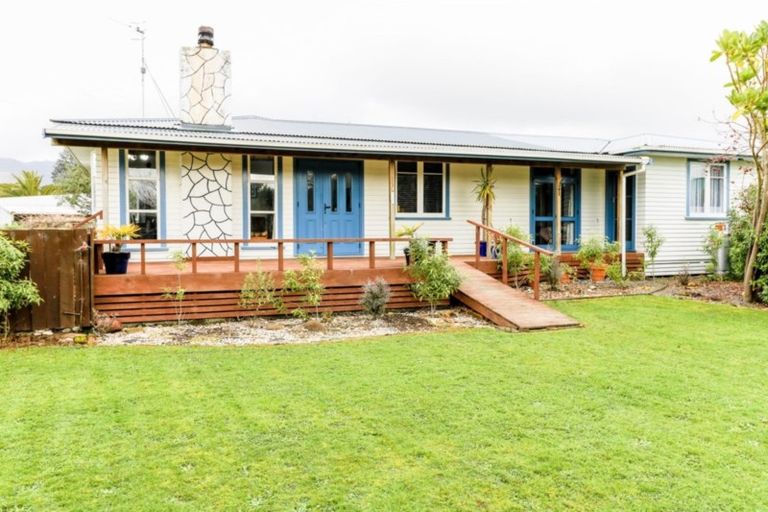 Photo of property in 32 East Road, Shannon, 4821