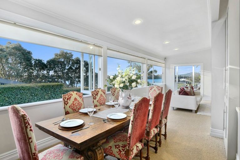 Photo of property in 28 Stanley Point Road, Stanley Point, Auckland, 0624