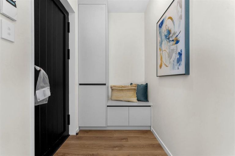 Photo of property in 20 Piringa Road, Pukekohe, 2120