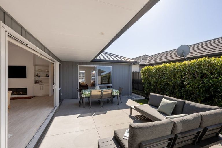 Photo of property in 25 Coast Boulevard, Papamoa Beach, Papamoa, 3118