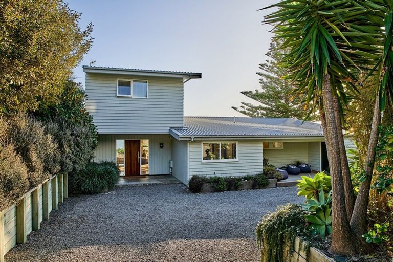 Photo of property in 18 Arawa Street, Raumati Beach, Paraparaumu, 5032