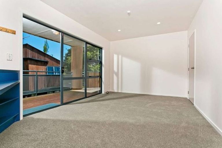 Photo of property in 20/3 The Avenue, Albany, Auckland, 0632
