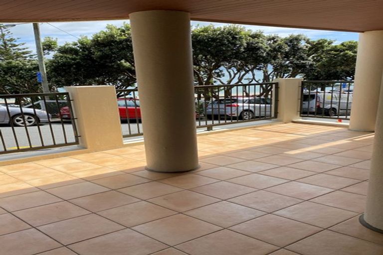 Photo of property in 13/22 Oriental Terrace, Oriental Bay, Wellington, 6011