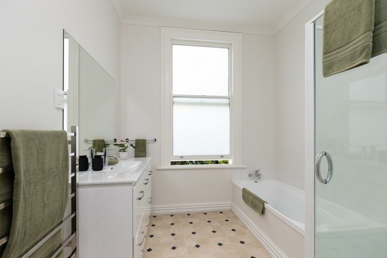 Photo of property in 25 Ngatiawa Street, Nelson South, Nelson, 7010