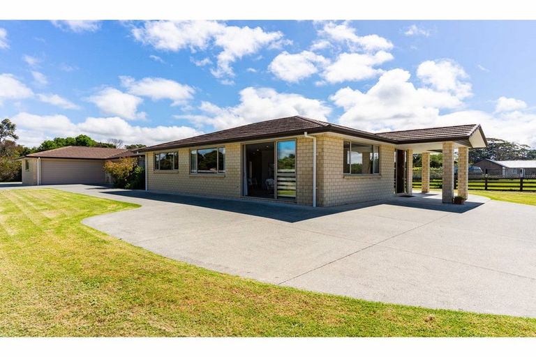 Photo of property in 1 Sunlea Lane, Mangawhai, 0505