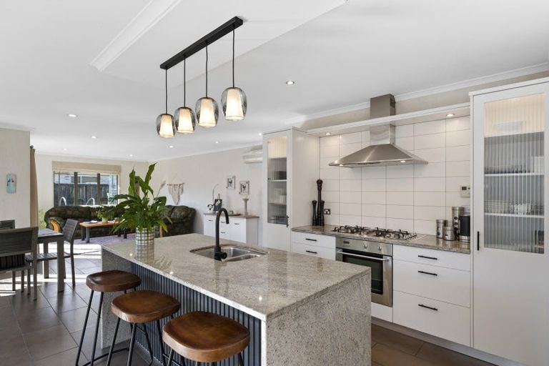 Photo of property in 23 Inverness Drive, Pyes Pa, Tauranga, 3112