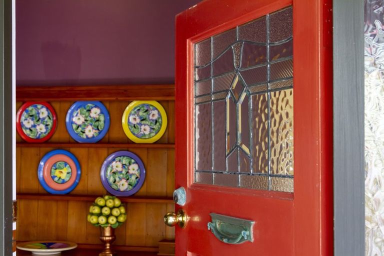 Photo of property in 12 Karekare Road, Raumati South, Paraparaumu, 5032