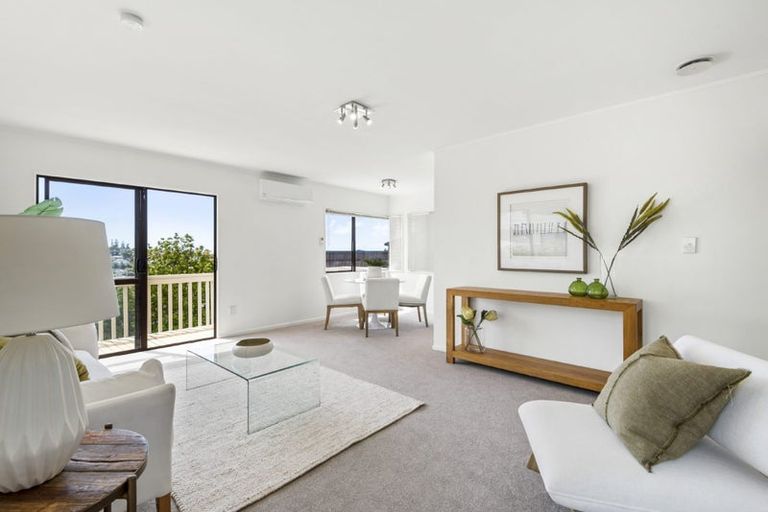 Photo of property in 1/12 Corunna Road, Milford, Auckland, 0620