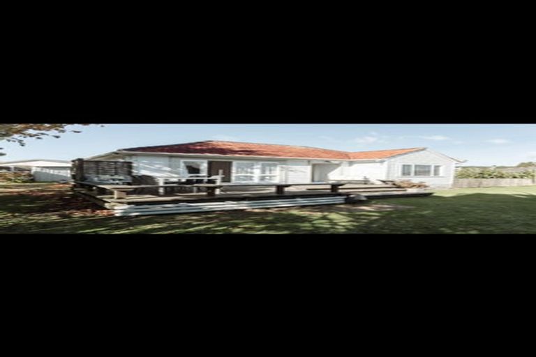 Photo of property in 1 Ngareta Road, Mourea, Rotorua, 3074