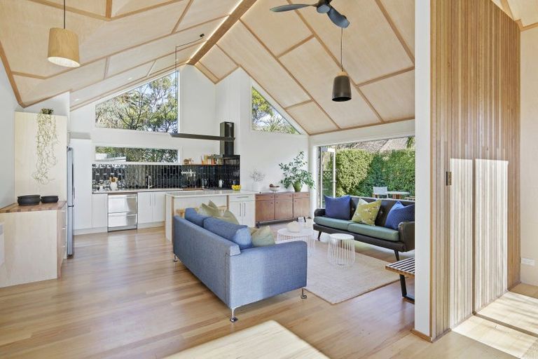 Photo of property in 16a Denman Street, Sumner, Christchurch, 8081