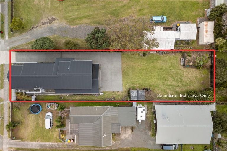 Photo of property in 972 Papamoa Beach Road, Papamoa Beach, Papamoa, 3118