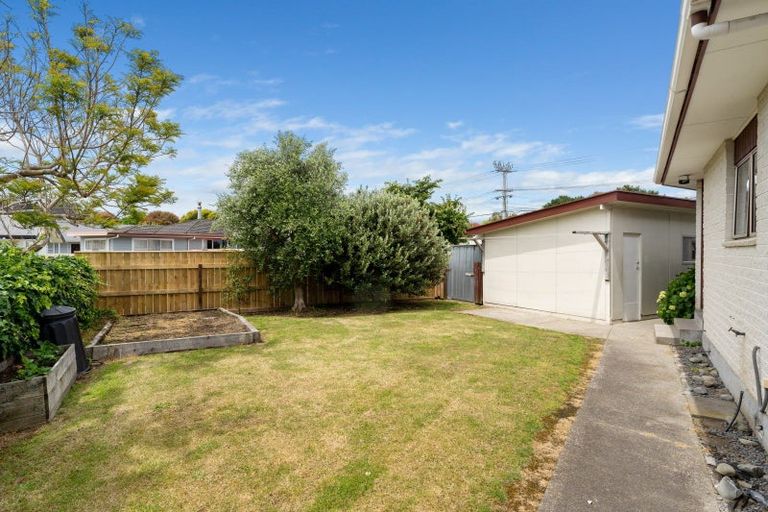 Photo of property in 57 Martin Road, Paraparaumu Beach, Paraparaumu, 5032