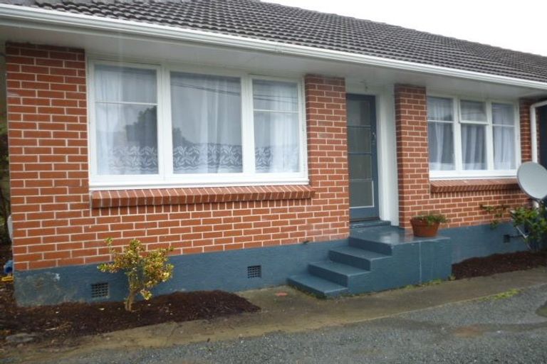 Photo of property in 35 Dunns Street, Silverstream, Upper Hutt, 5019