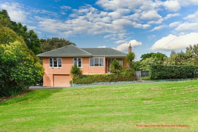 Photo of property in 1/32 Willerton Avenue, New Lynn, Auckland, 0600