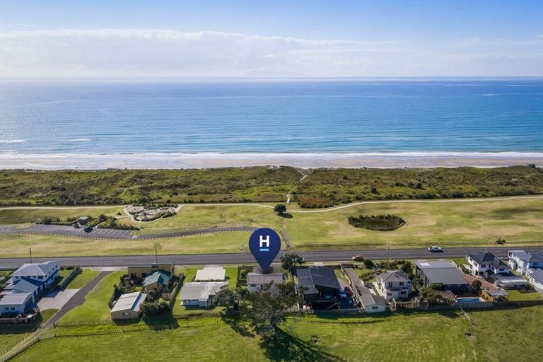 Photo of property in 148 Seaforth Road, Waihi Beach, 3611