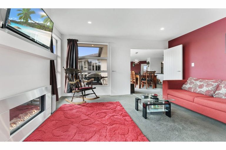 Photo of property in 32 Sutherland Drive, Kaiapoi, 7630