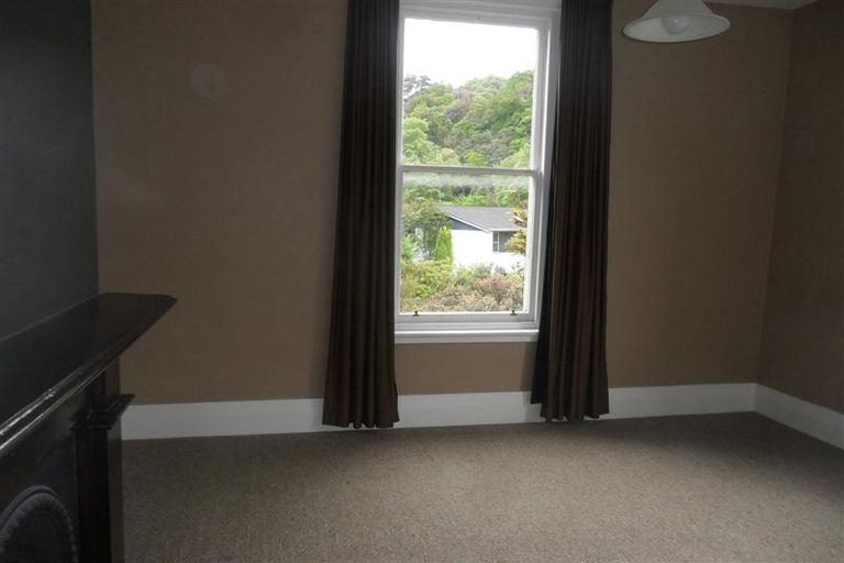 Photo of property in 58 Royal Terrace, Dunedin Central, Dunedin, 9016