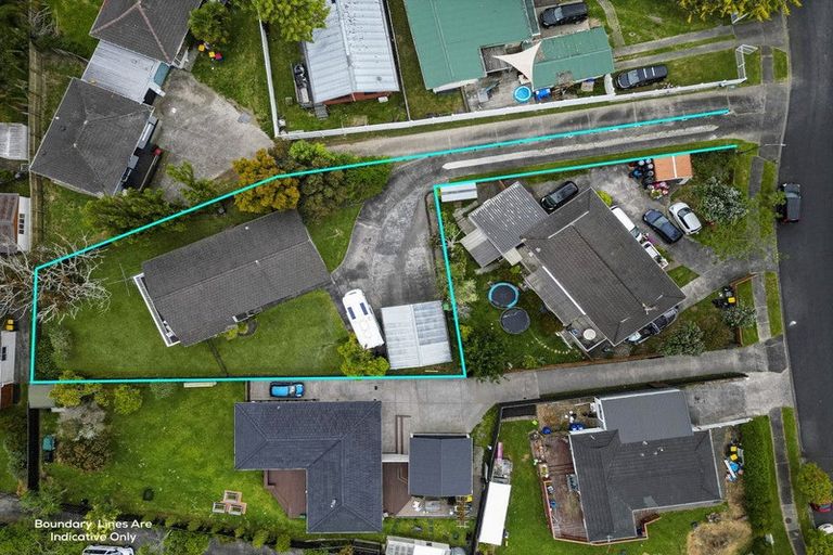 Photo of property in 9 Denver Avenue, Sunnyvale, Auckland, 0612