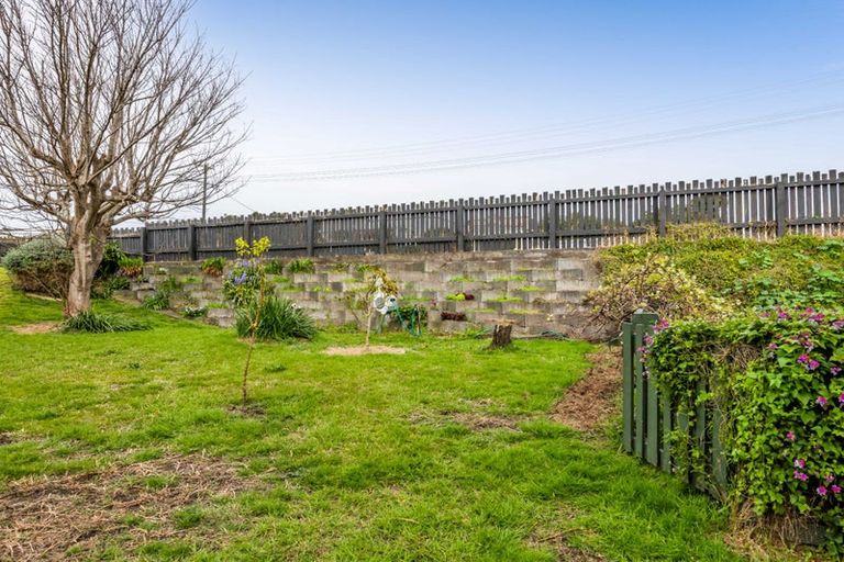 Photo of property in 30 Leicester Street, Patea, 4520