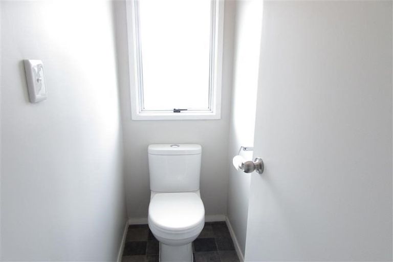 Photo of property in 72 Parrs Cross Road, Henderson, Auckland, 0612