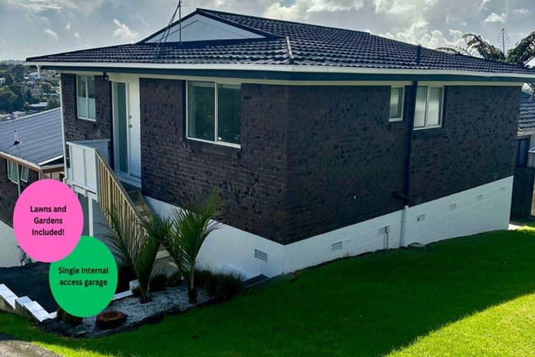 Photo of property in 2/51 Shanaway Rise, Hillcrest, Auckland, 0627