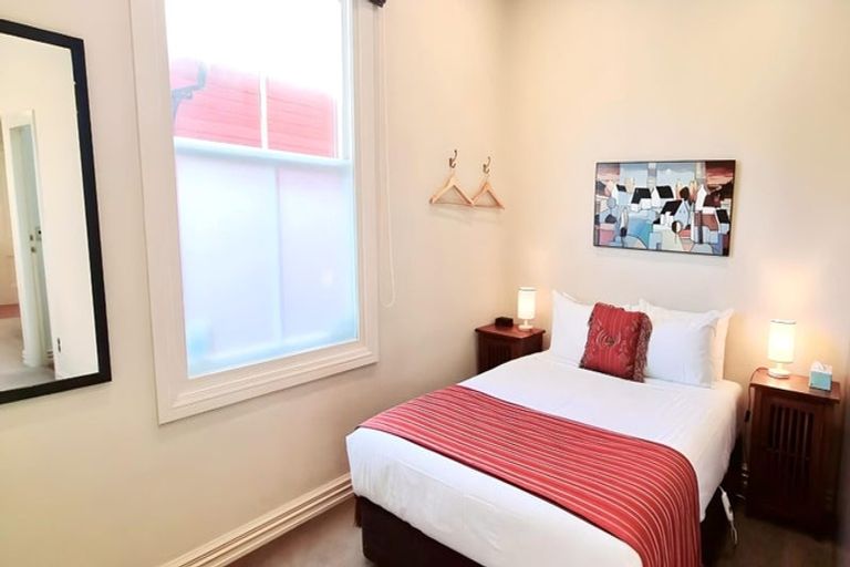 Photo of property in 5 Tonks Grove, Te Aro, Wellington, 6011