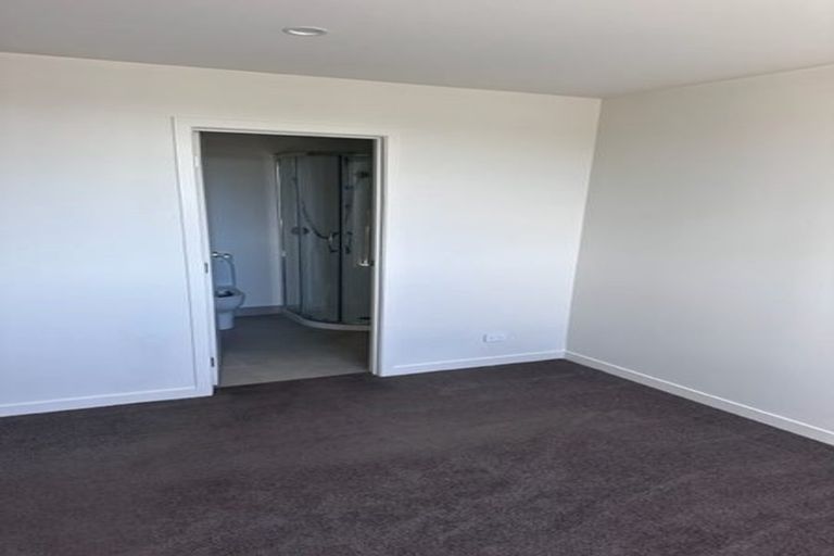 Photo of property in 24 Salvia Lane, Totara Park, Auckland, 2019