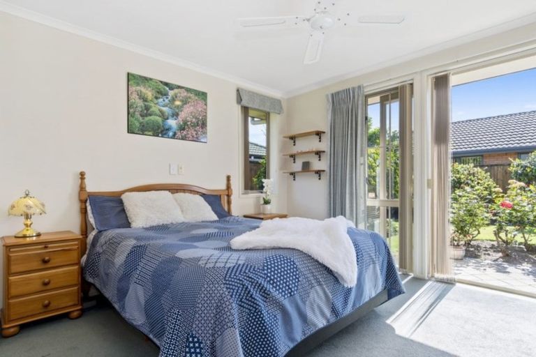 Photo of property in 19 Carrington Drive, Papamoa Beach, Papamoa, 3118