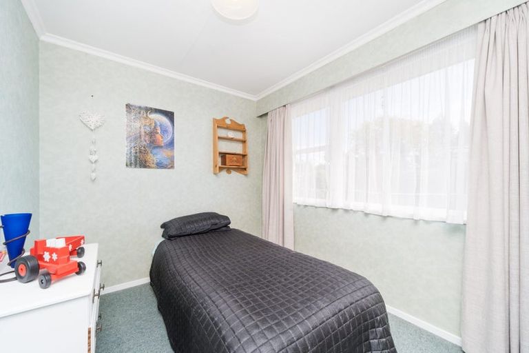 Photo of property in 28 Karamea Crescent, Kelvin Grove, Palmerston North, 4414