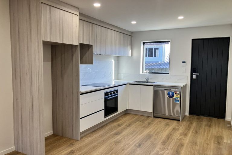 Photo of property in 156 Ridge Road, Howick, Auckland, 2014