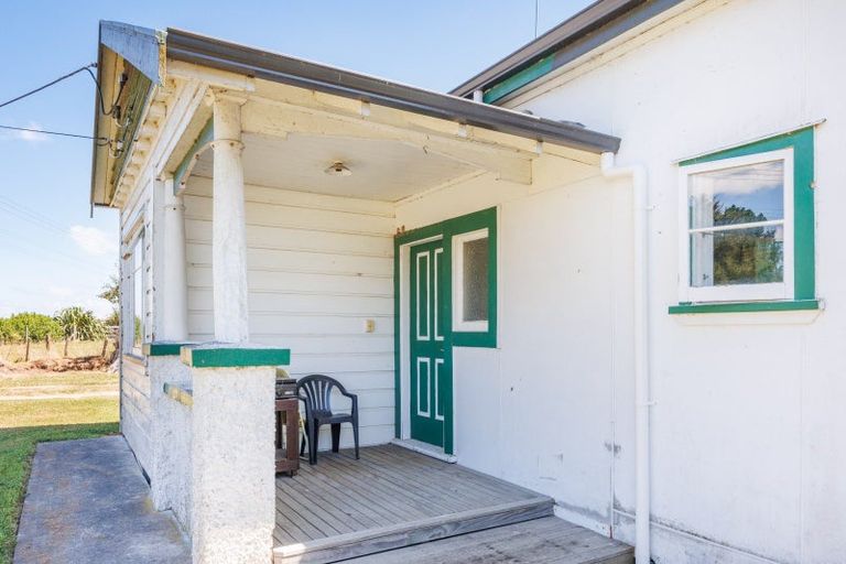 Photo of property in 922 Tennent Drive, Linton, Palmerston North, 4472