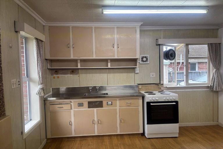 Photo of property in 7 Evesham Crescent, Spreydon, Christchurch, 8024