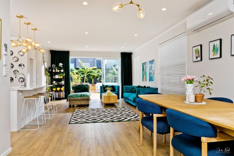 Photo of property in 86 Bomb Point Drive, Hobsonville, Auckland, 0616