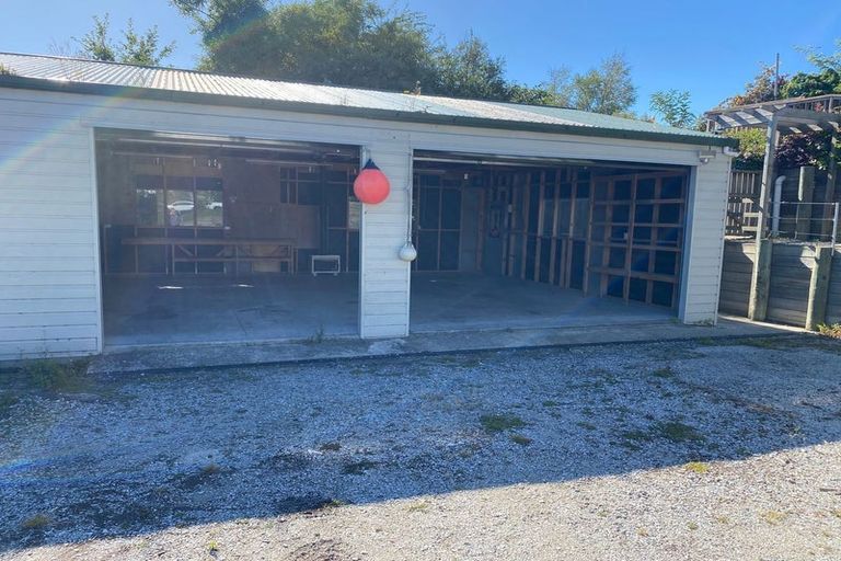 Photo of property in 14 Beach Street, Waikouaiti, 9510