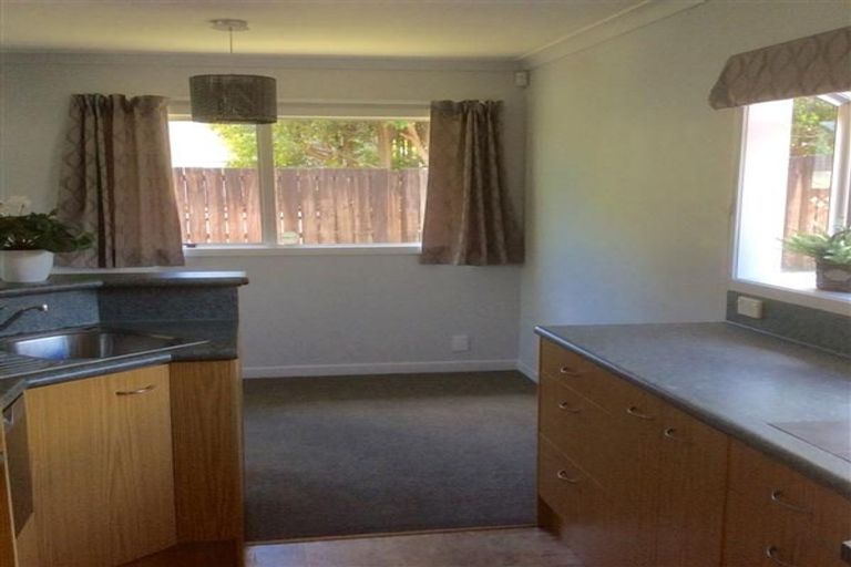 Photo of property in 7 Trengove Place, West Harbour, Auckland, 0618