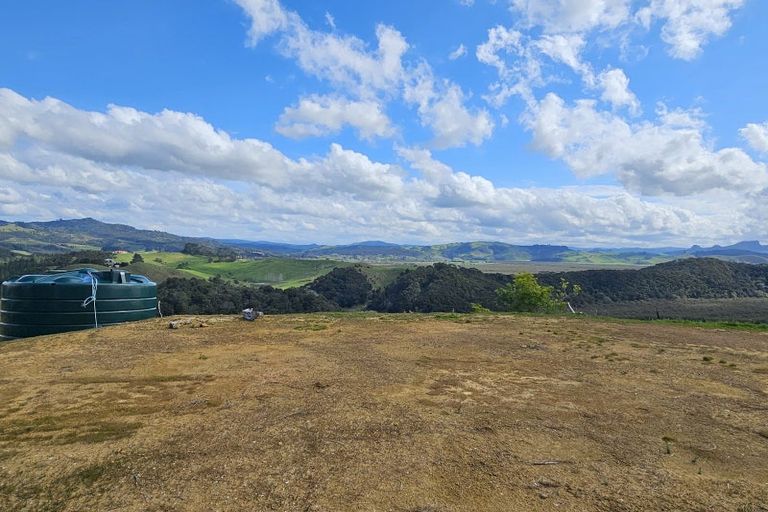 Photo of property in 156 Whangaroa Road, Kaeo, 0478