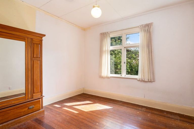 Photo of property in 17 Font Street, Kaikorai, Dunedin, 9010