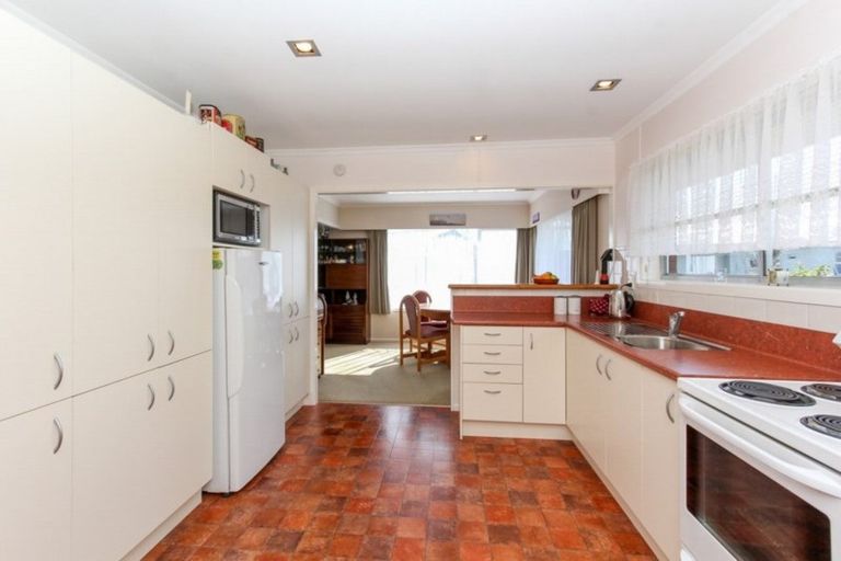 Photo of property in 53d Doralto Road, Frankleigh Park, New Plymouth, 4310