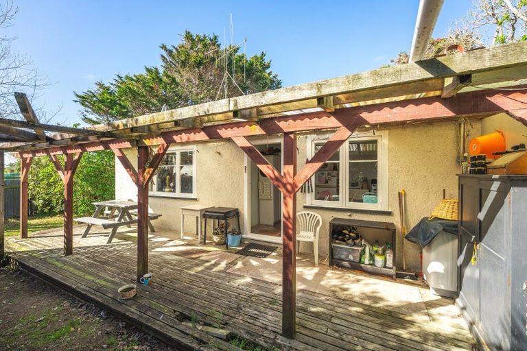 Photo of property in 5 Gawler Street, Te Horo Beach, Otaki, 5581