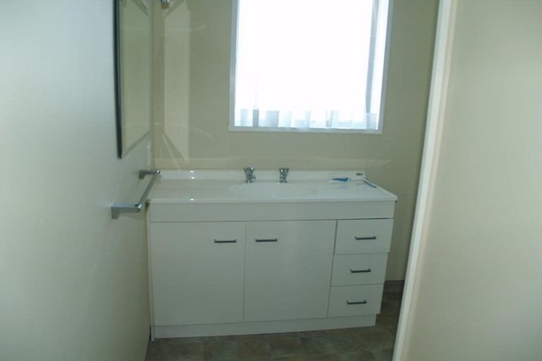 Photo of property in 3 Knights Grove, Otaki, 5512