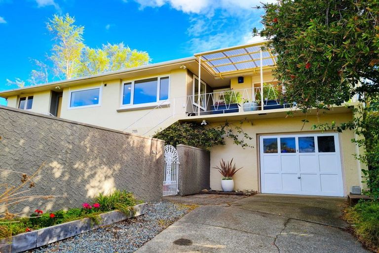 Photo of property in 9 Sunbrae Drive, Silverstream, Upper Hutt, 5019