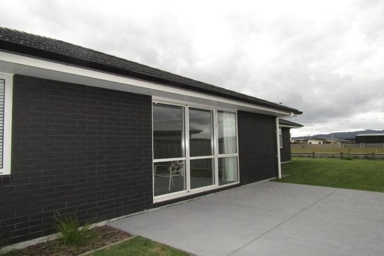 Photo of property in 21 Kara Place, Wharewaka, Taupo, 3330