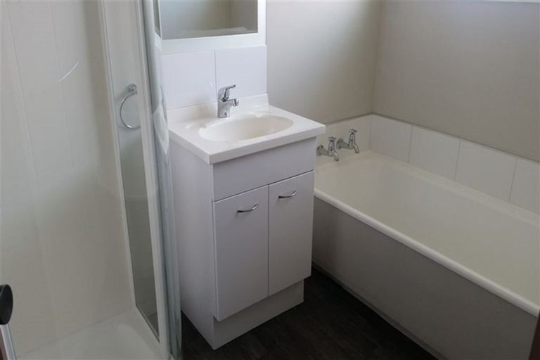 Photo of property in 1/108 Queenspark Drive, Parklands, Christchurch, 8083