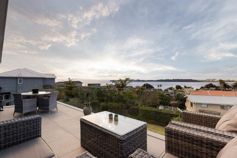 Photo of property in 11 Ruamoana Place, Omokoroa, 3114