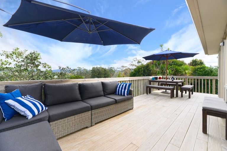 Photo of property in 57b Rangeview Road, Sunnyvale, Auckland, 0612