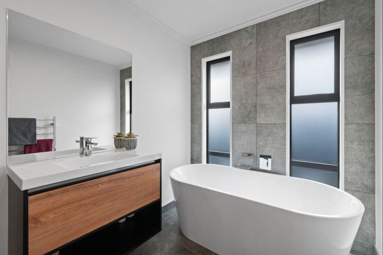 Photo of property in 36 Brenley Drive, Rolleston, 7614