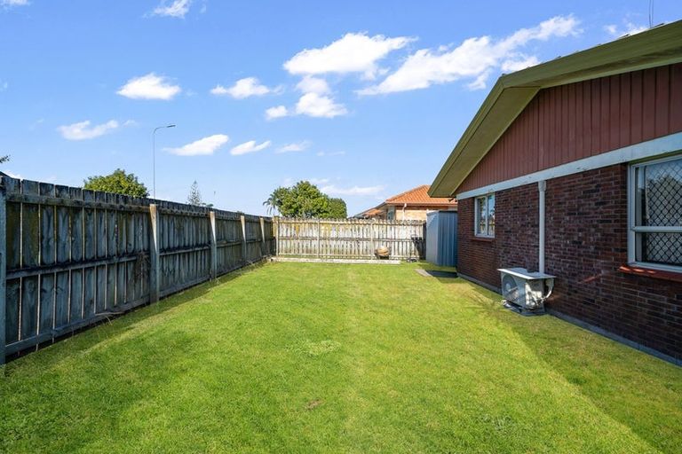 Photo of property in 4/24 Robertson Road, Favona, Auckland, 2024