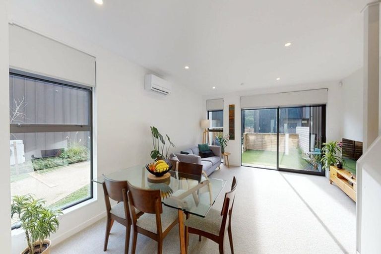 Photo of property in 18 Rua Kai Way, Brooklyn, Wellington, 6021